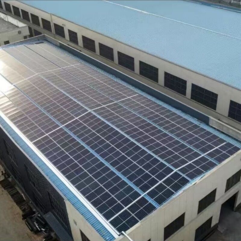 Nắp tấm pin mặt trời hiệu quả cao trên mái nhà tối đa hóa việc sử dụng không gian để có năng lượng trở lại nhiều hơn